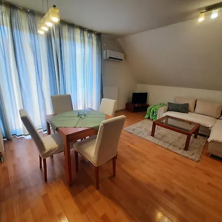 Apartman Sirály *